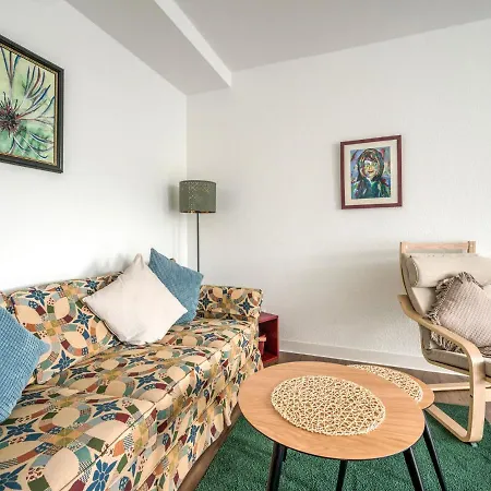Elegant In With Patio Near Town Centre * Daun