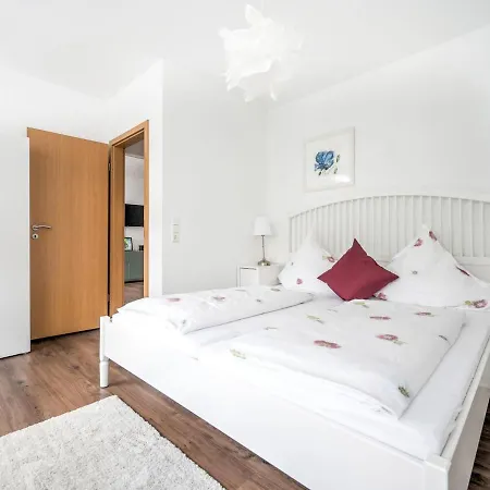 Apartament Elegant In With Patio Near Town Centre Daun